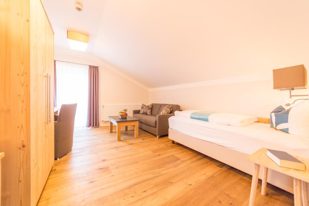 Hotel Christine Eisenberg  Εξωτερικό φωτογραφία